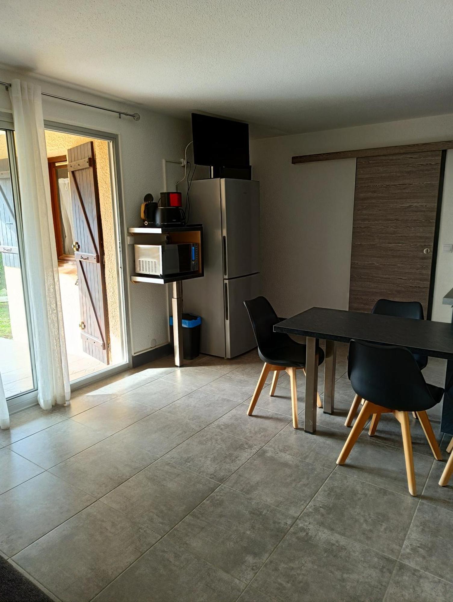 Logement Coquelicot 圣西普里安 外观 照片
